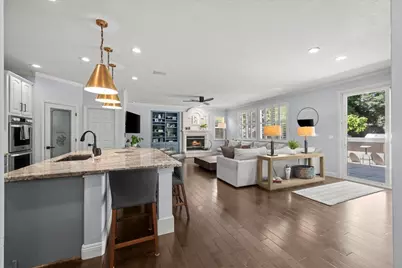 6905 Arianna Court, Elk Grove, CA 95757 - Photo 7