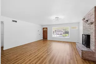 6244 43rd St, Sacramento, CA 95824 - Photo 17