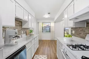 6244 43rd St, Sacramento, CA 95824 - Photo 9