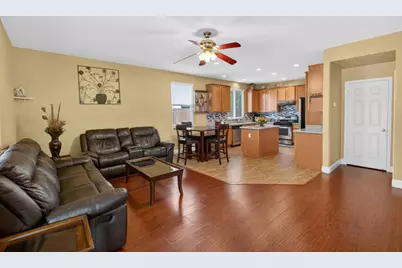 8850 Black Marlin Court, Sacramento, CA 95828 - Photo 15