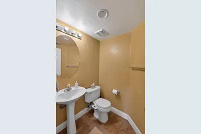 8850 Black Marlin Court, Sacramento, CA 95828 - Photo 31