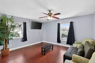8850 Black Marlin Ct, Sacramento, CA 95828 - Photo 47