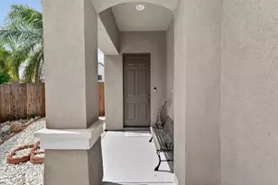 8850 Black Marlin Ct, Sacramento, CA 95828 - Photo 5