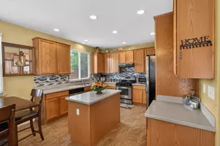 8850 Black Marlin Ct, Sacramento, CA 95828 - Photo 29