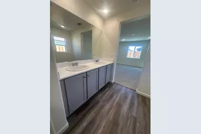 6042 Lassie Court, Riverbank, CA 95367 - Photo 9