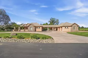 10749 Amerine Ln, Oakdale, CA 95361 - Photo 3