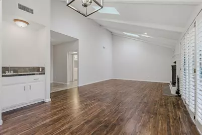 1175 Rose Tree Way, Sacramento, CA 95831 - Photo 7