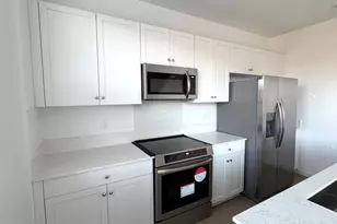 8524 Anker Wy, Elk Grove, CA 95757 - Photo 11