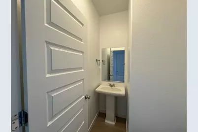 8524 Anker Way, Elk Grove, CA 95757 - Photo 31