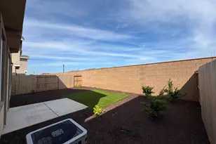 8524 Anker Wy, Elk Grove, CA 95757 - Photo 35