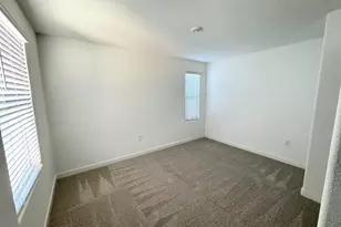 8524 Anker Wy, Elk Grove, CA 95757 - Photo 21