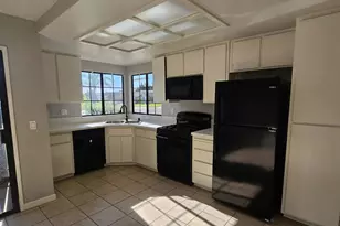 390 Elgin Ave, Lodi, CA 95240 - Photo 9