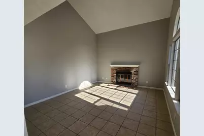 390 Elgin Avenue, Lodi, CA 95240 - Photo 5