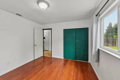 8751 Torrey Way, Elk Grove, CA 95624 - Photo 19