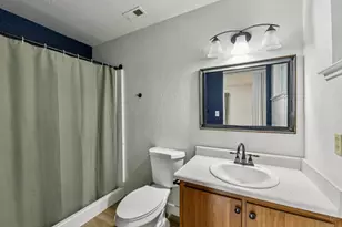 8751 Torrey Way, Elk Grove, CA 95624 - Photo 23