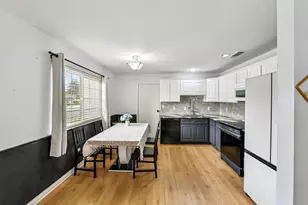 8751 Torrey Way, Elk Grove, CA 95624 - Photo 11