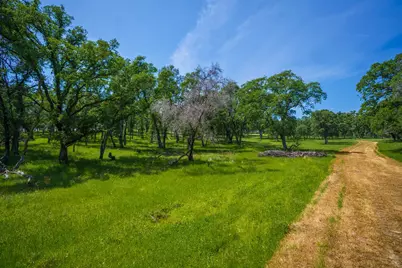 5885 Johnson Drive, Lincoln, CA 95648 - Photo 3