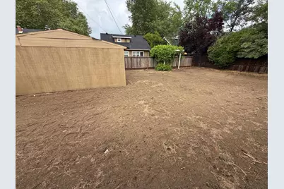 670 Mitchell Avenue, Turlock, CA 95380 - Photo 25