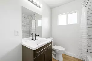 654 Alamos Ave, Sacramento, CA 95815 - Photo 17