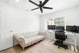 654 Alamos Ave, Sacramento, CA 95815 - Photo 13