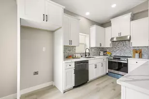 7721 Cotton Ln, Elk Grove, CA 95758 - Photo 9