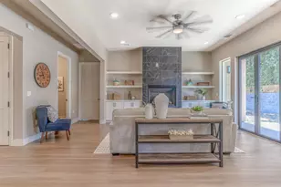 815 Hintze Lndg Ct, Modesto, CA 95354 - Photo 11