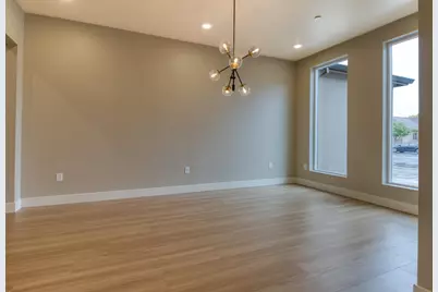815 Hintze Landing Court, Modesto, CA 95354 - Photo 7