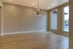 815 Hintze Lndg Ct, Modesto, CA 95354 - Photo 7