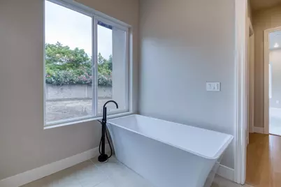 815 Hintze Landing Court, Modesto, CA 95354 - Photo 31