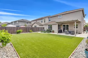 2332 Castle Pines Way, Roseville, CA 95747 - Photo 3