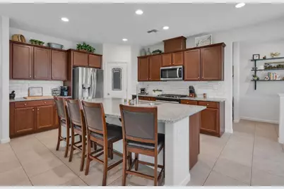 2332 Castle Pines Way, Roseville, CA 95747 - Photo 9