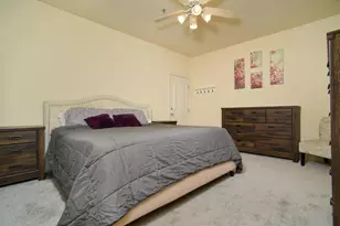 7311 Yorktown Pl, Sacramento, CA 95842 - Photo 13