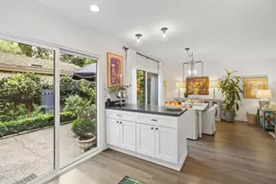 2304 American River Dr, Sacramento, CA 95825 - Photo 11