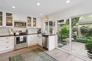 2304 American River Dr, Sacramento, CA 95825 - Photo 11