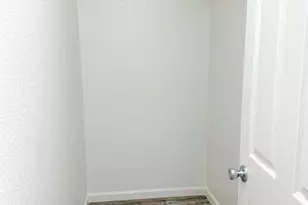 7145 Bacchini Ave, Sacramento, CA 95828 - Photo 5