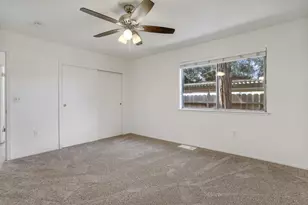 138 E Grove St, Stockton, CA 95204 - Photo 17