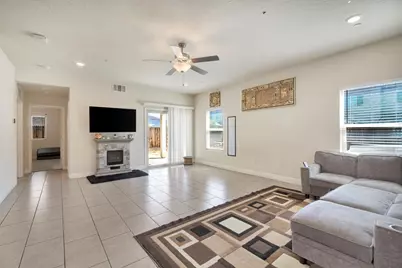 5952 E Truman, Fresno, CA 93727 - Photo 11