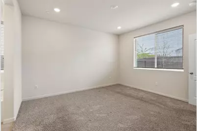 10202 Dormer Way, Elk Grove, CA 95757 - Photo 11
