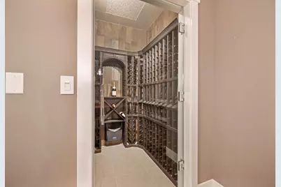 3613 Crocker Drive, Sacramento, CA 95818 - Photo 35