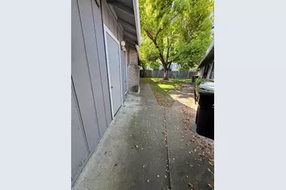 8517 Portola Court, Stockton, CA 95209 - Photo 19