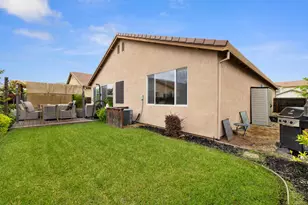 10423 Ian Ct, Stockton, CA 95209 - Photo 33