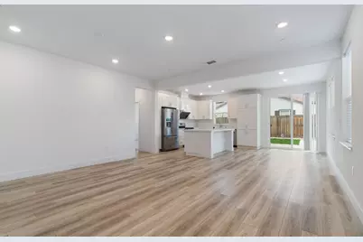 8333 Kyler Road, Elk Grove, CA 95757 - Photo 11