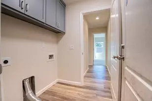 8329 New Hills Ct, Sacramento, CA 95828 - Photo 25