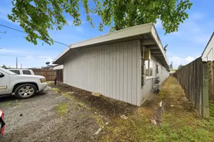 2605 Albatross Wy, Sacramento, CA 95815 - Photo 5