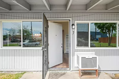 2605 Albatross Way, Sacramento, CA 95815 - Photo 15