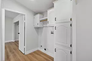402 Colin Kelly Dr, Roseville, CA 95747 - Photo 21