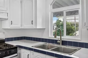 402 Colin Kelly Dr, Roseville, CA 95747 - Photo 15