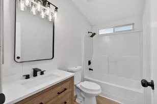 402 Colin Kelly Dr, Roseville, CA 95747 - Photo 23