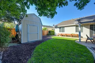 5001 Brabant Way, Elk Grove, CA 95757 - Photo 43