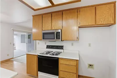 7317 Sunleaf Lane, Sacramento, CA 95828 - Photo 11